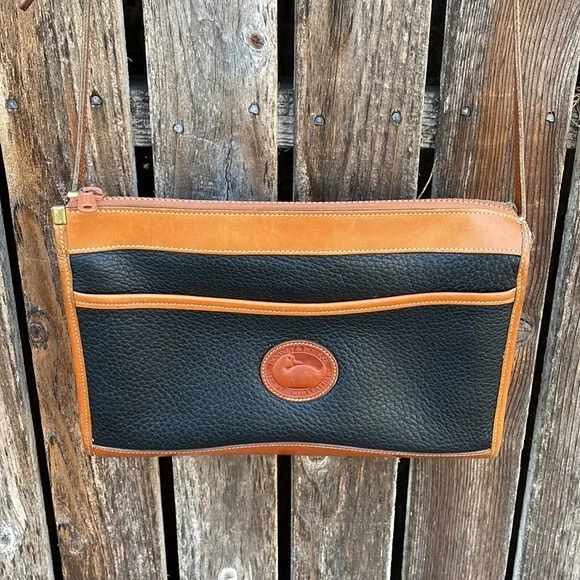 Vintage Dooney Bourke Purse 90s Crossbody Black Pebbled Leather USA Shoulder Bag - Picture 3 of 14
